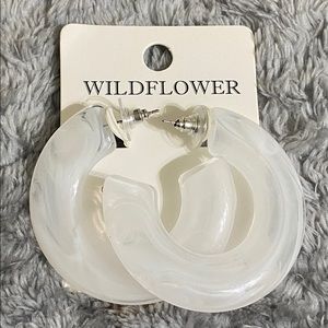 smoky white chunky hoops